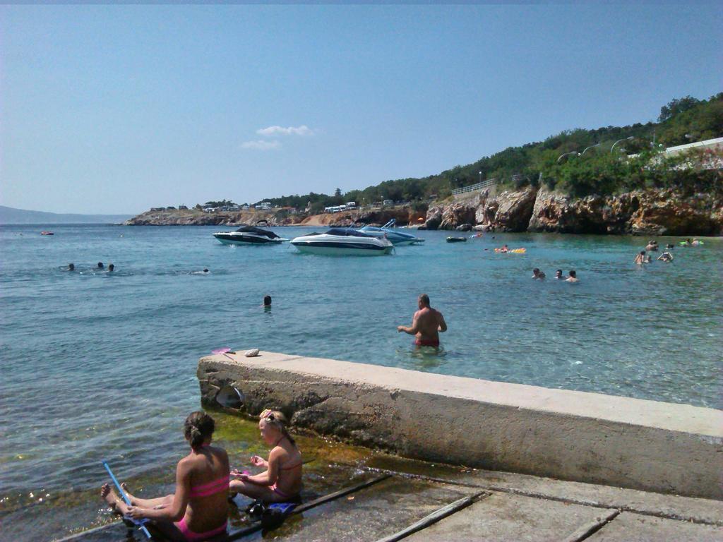 Cajic *